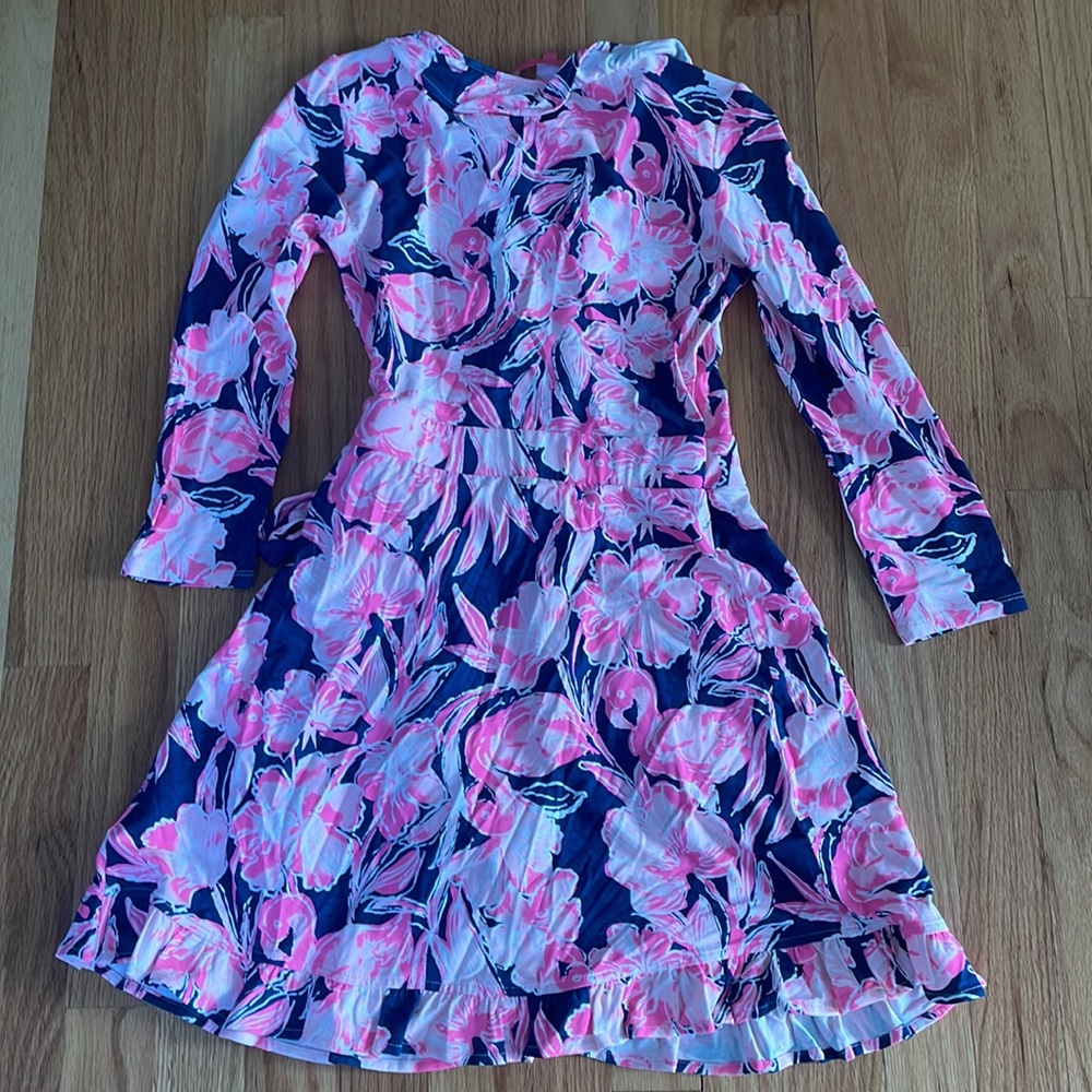 NWT Lilly Pulitzer wrap dress with shorts - Picture 2 of 3